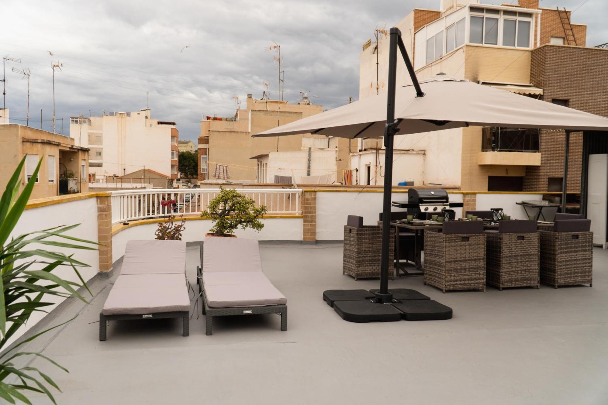 Parsami Suites Santa Pola Exteriör bild