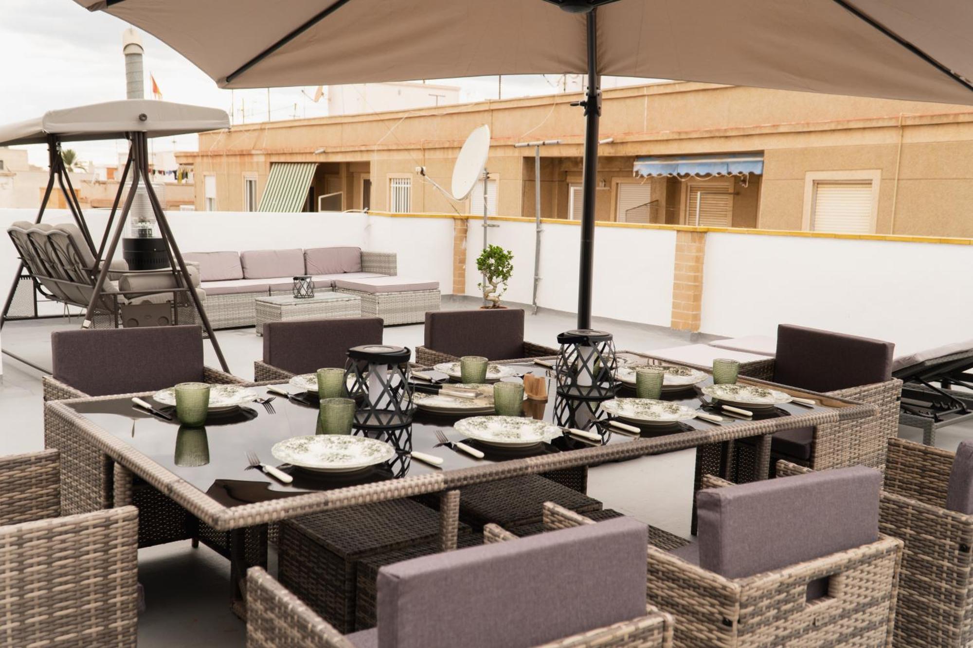 Parsami Suites Santa Pola Exteriör bild
